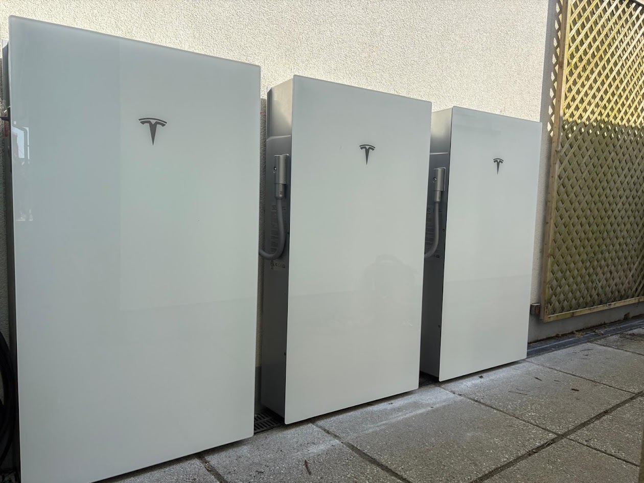 Tesla-Powerwall-3-expansion tesla powerwall 3