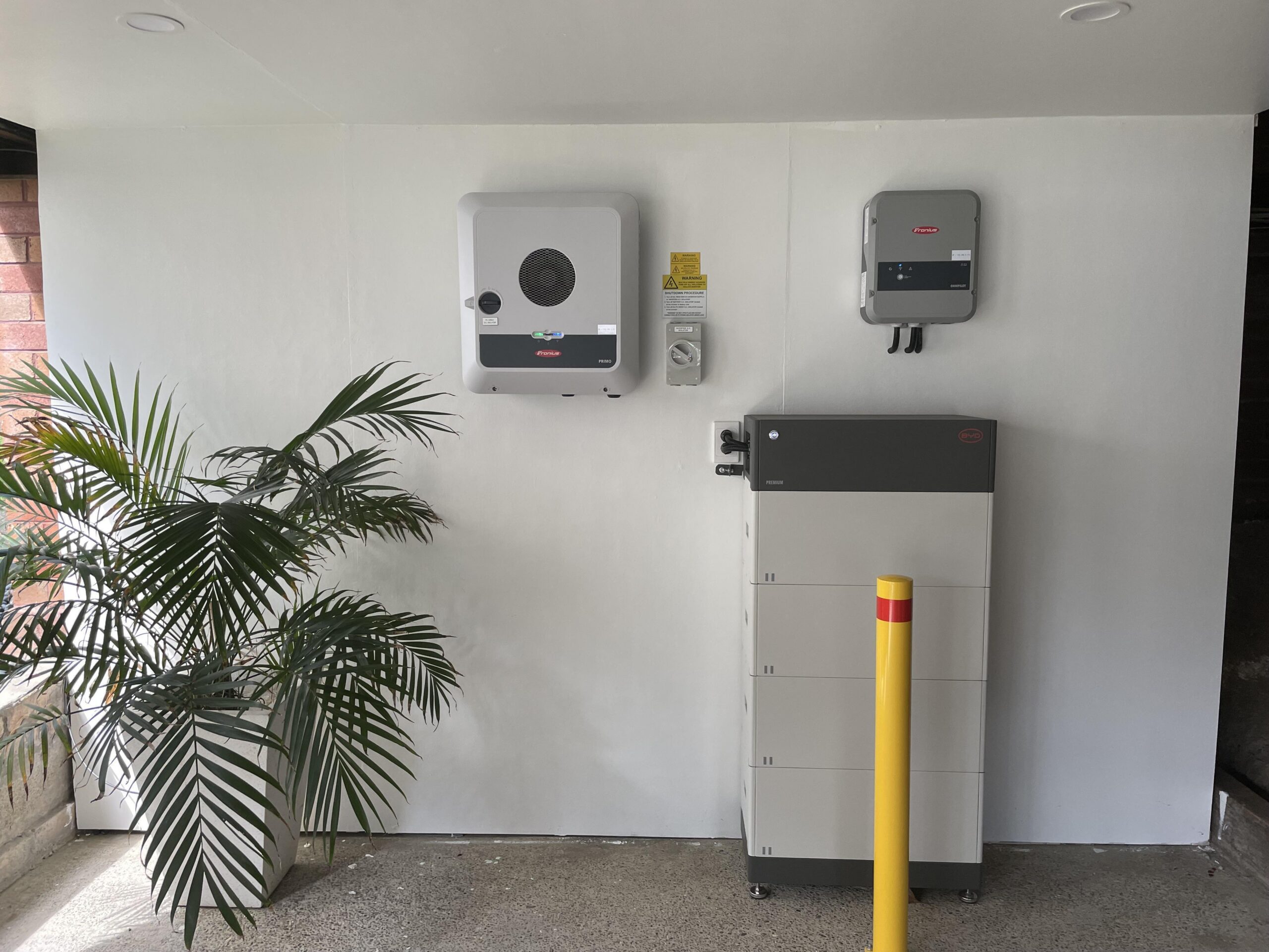 60405ca8260734ec98724366040ce2c20 byd solar battery